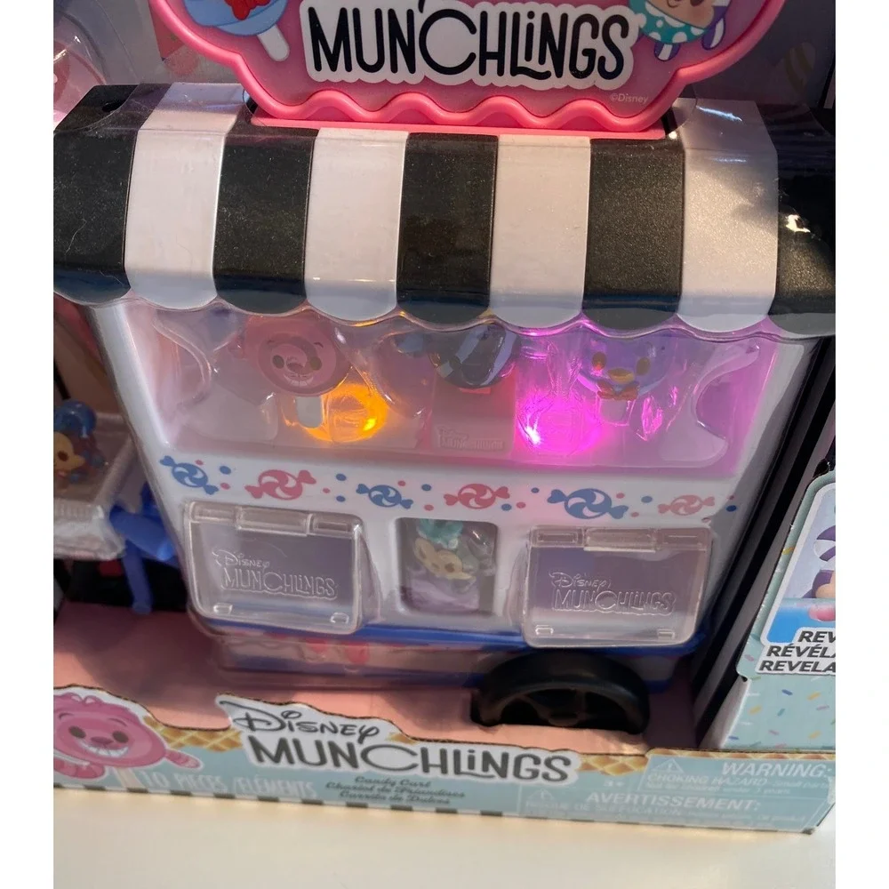 Disney Munchlings Candy Cart Playset 10 Pieces Exclusive Figures Lights Up Scent - Picture 7 of 7